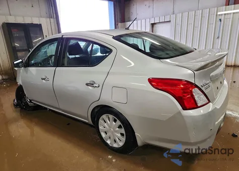 2016 Nissan Versa S z USA, uszkodzony, nr VIN 3N1CN7AP5GL880700